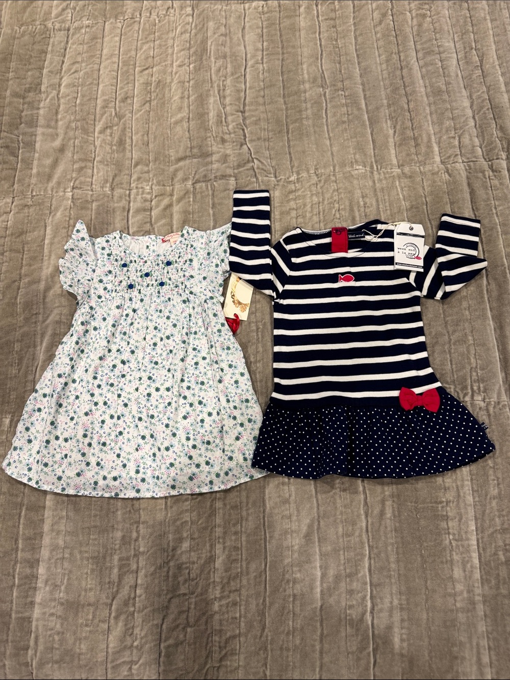 Weekend à la mer, ruby bloom Girls Navy & White Striped Dress with Red Bow size